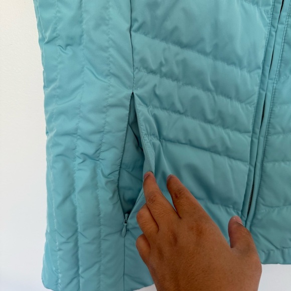 Talbots Blue Quilted Vest with Chevron Pattern NWT - Picture 3 of 10